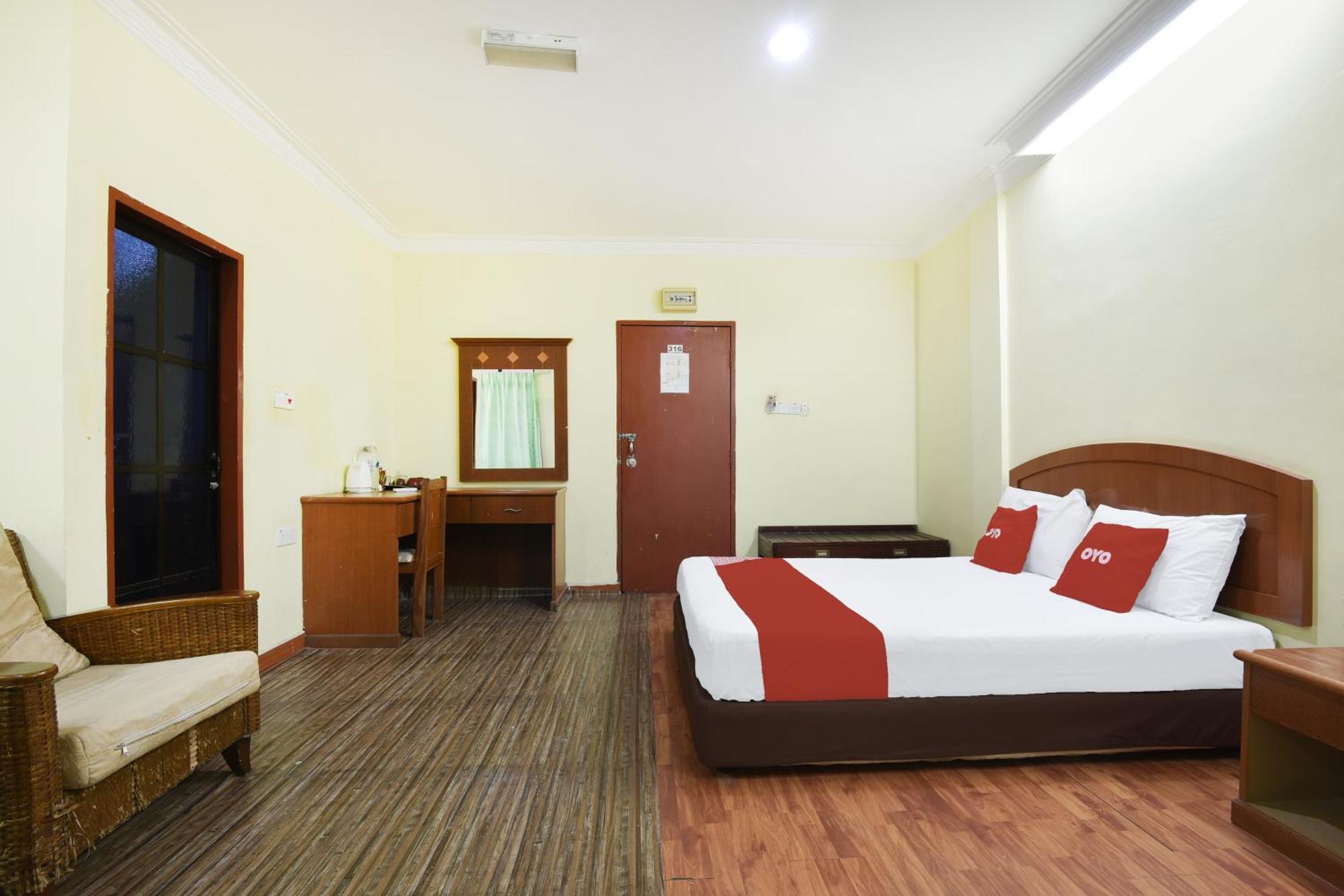 Hotel O Kota Bharu Near War Museum Formerly Azam Hotel ภายนอก รูปภาพ